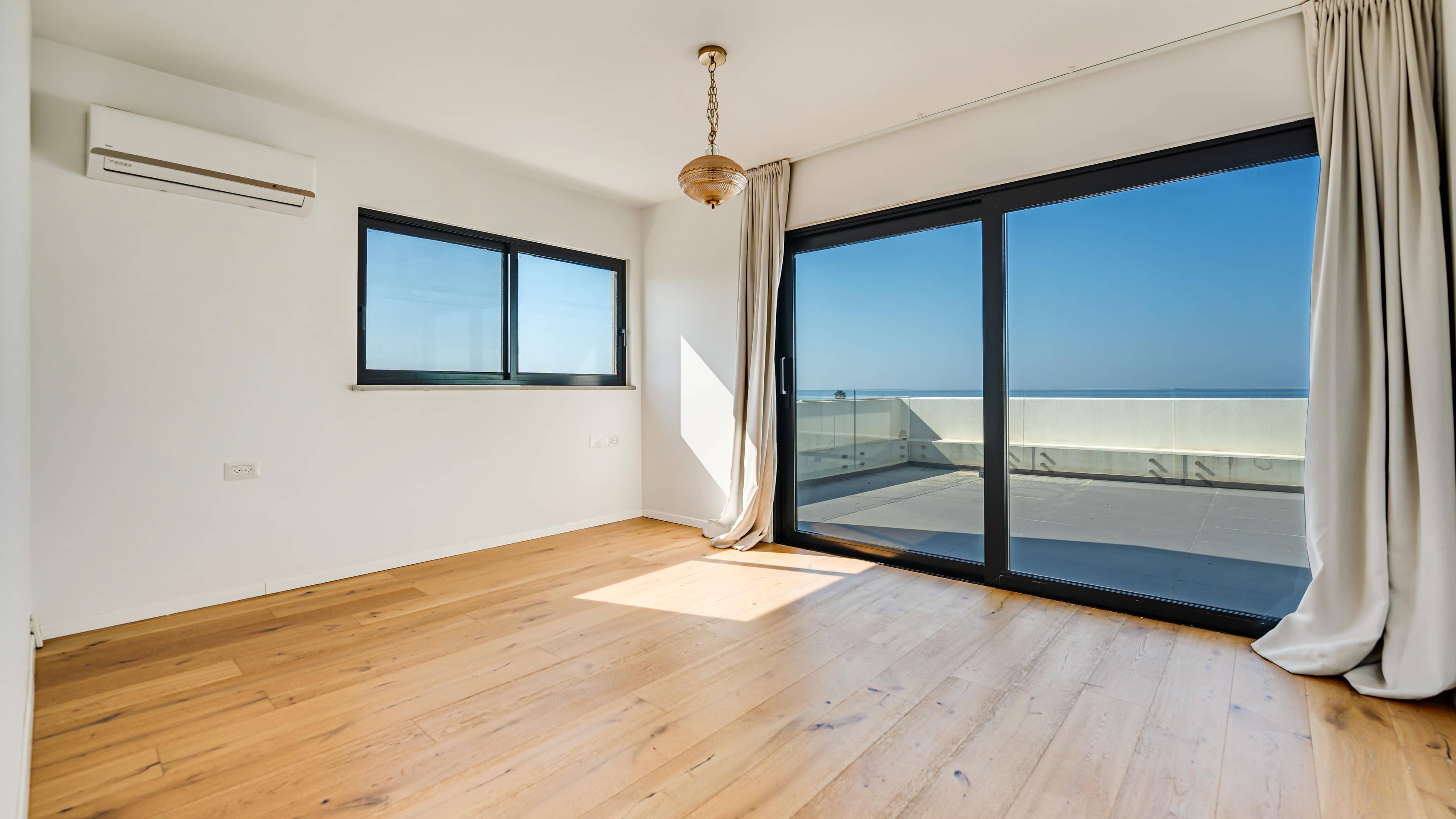 Villa Givat Olga — 4