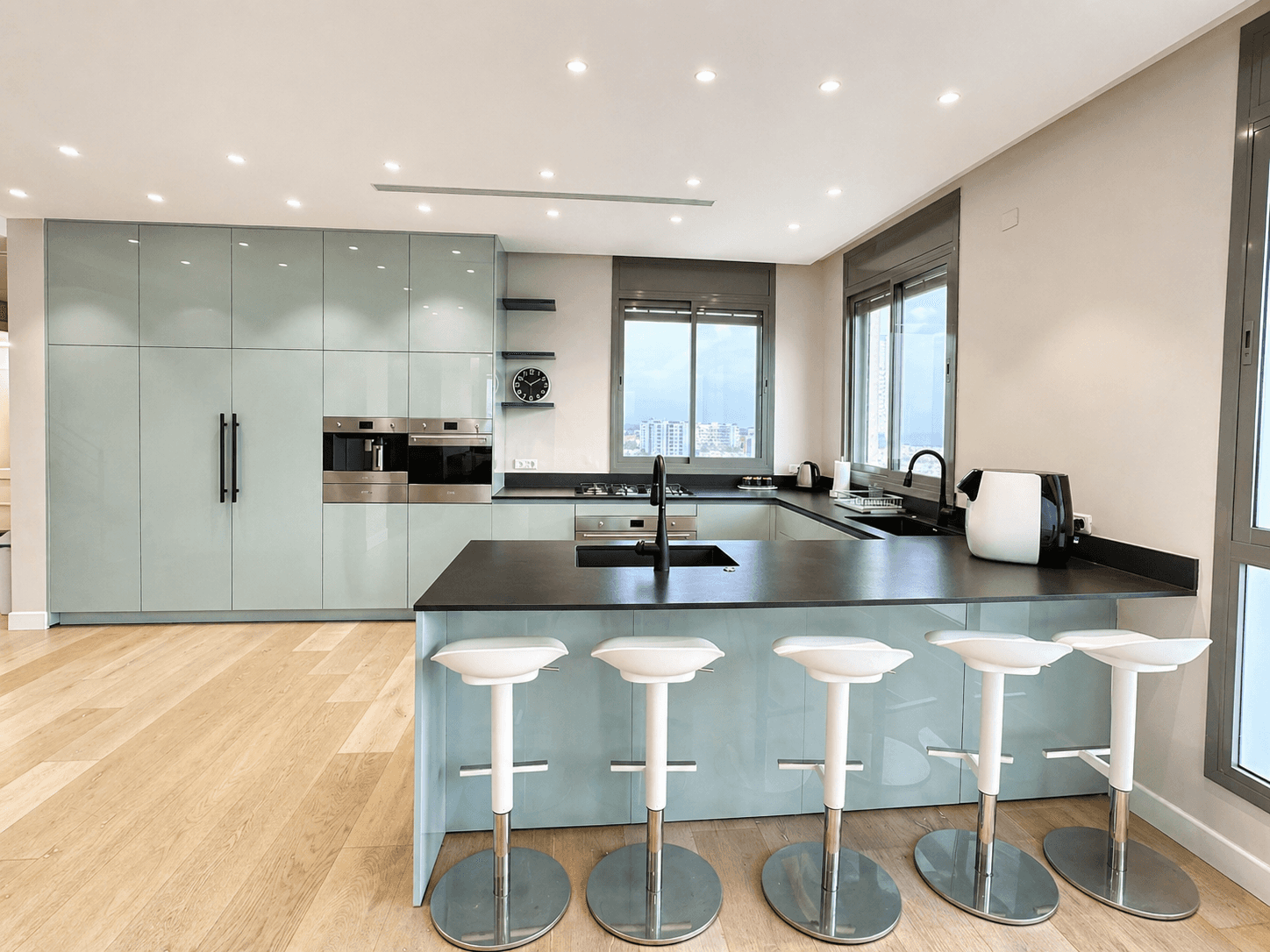 Penthouse | Givat Olga — 5